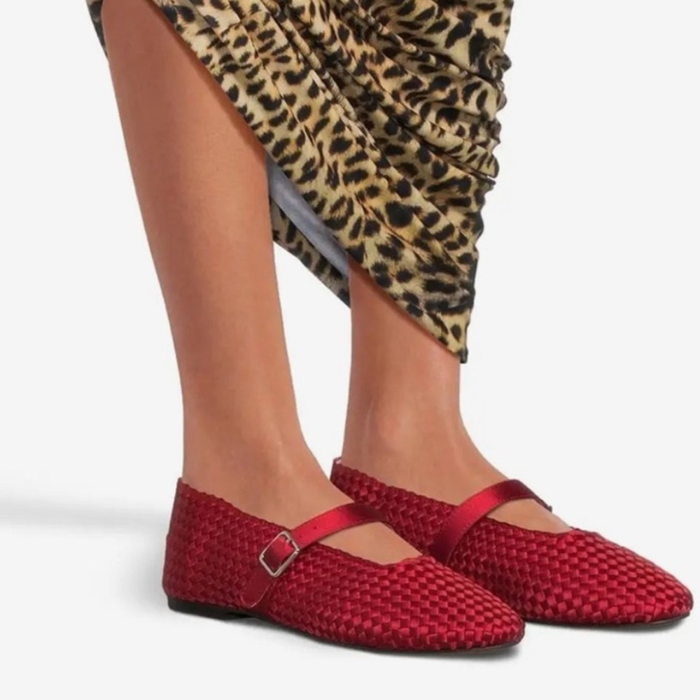 Steve Madden Red Satin Woven Mary Jane Flats, Size 9